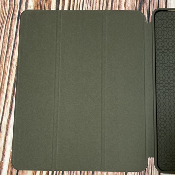 Van Gogh Almond Blossoms iPad Pro 12.9 inch case - Picture 5 of 12